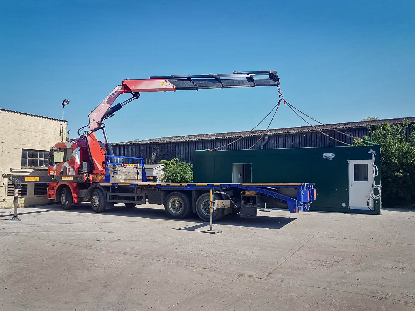 Hiab-Hire-Lifting-Cabin