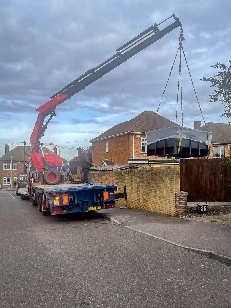 Fish-Tank-delivery-in-Dartford