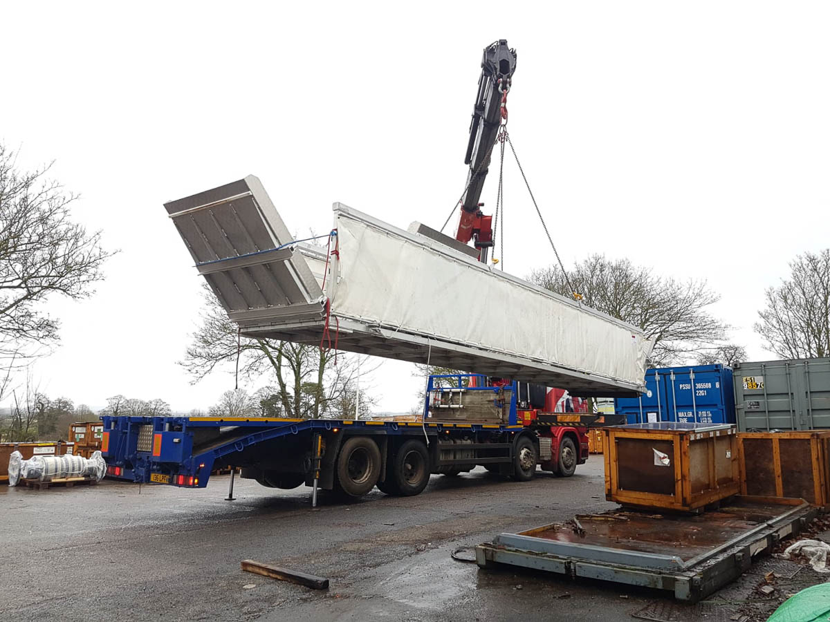 Lifting and delivering a cruise liner Gangway to Southampton